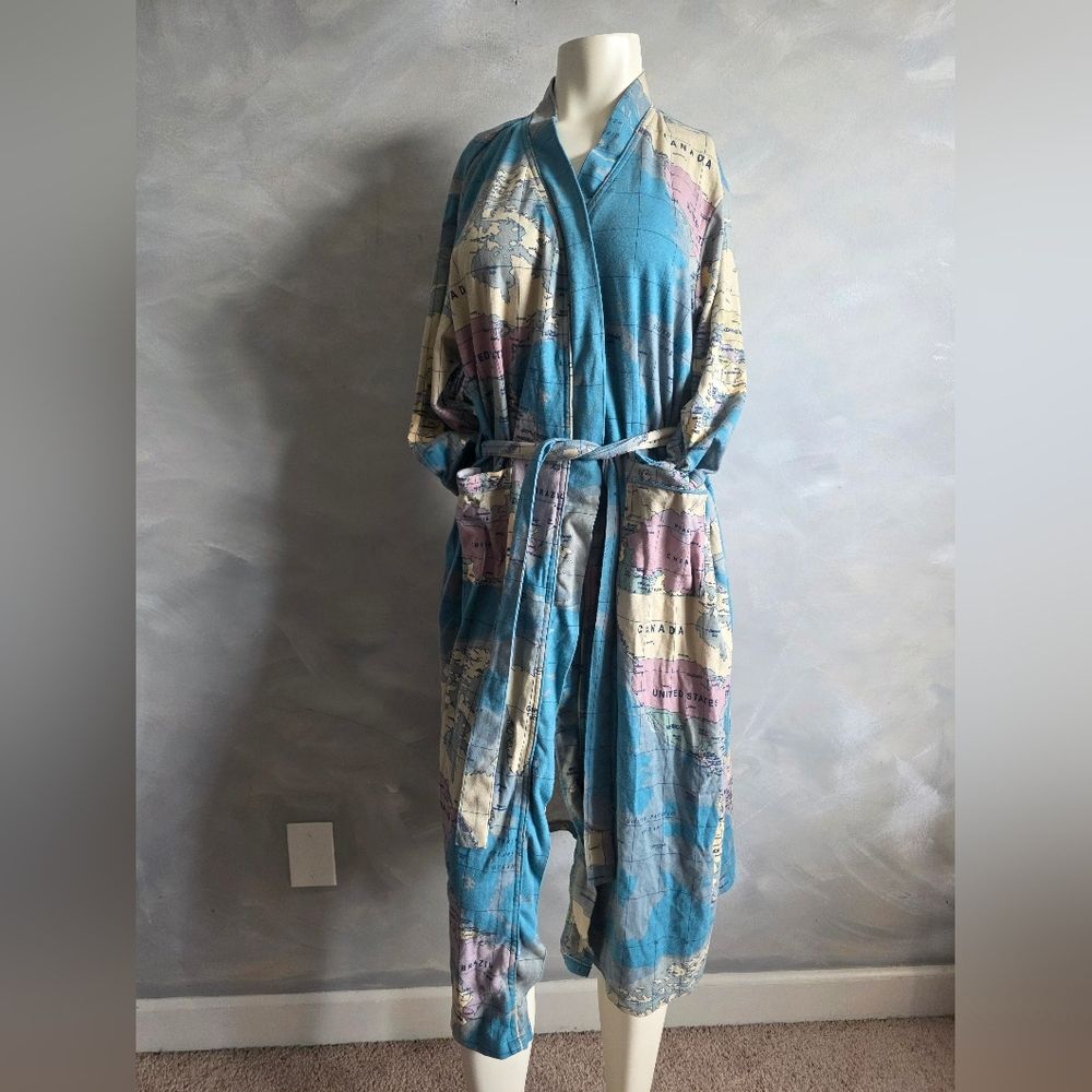 Catalog Favorites Cotton Map Print Robe Sz XL Pastel Colors Pink Blue Russia